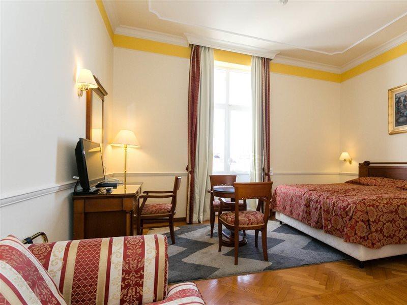 Hotel Continental Opatija Dış mekan fotoğraf