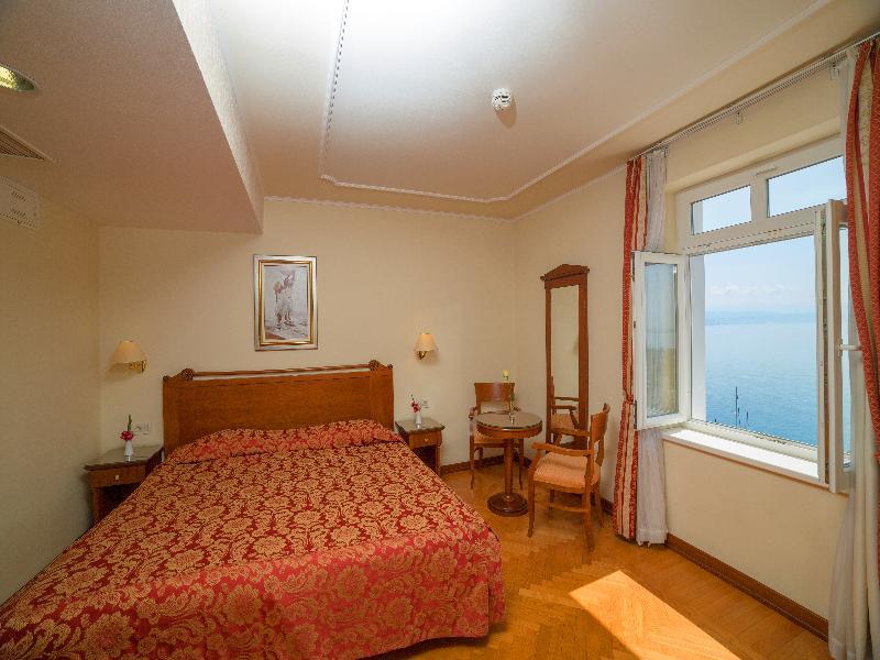 Hotel Continental Opatija Dış mekan fotoğraf